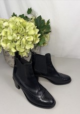Russell & Bromley Women Size