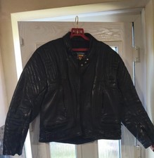 Akito Men's Padded Leather