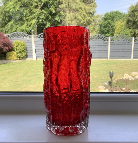 Whitefriars ruby red - ruby,