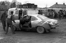 Dealer team Vauxhall Firenzas