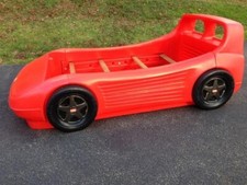 LITTLE TIKES ORANGE RACE CAR