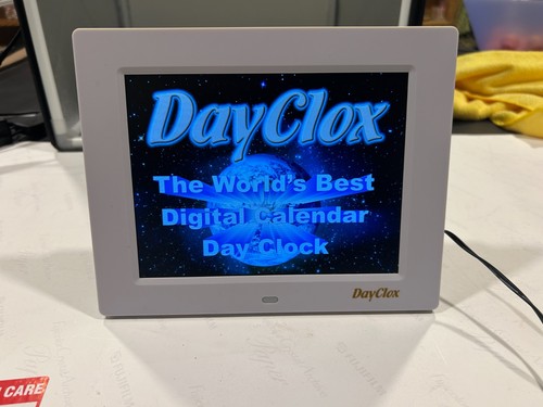 Very nice dayclox digital - nice,