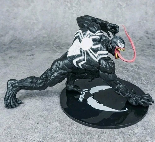 Venom hand made - hand-made, statue