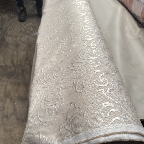 Metres full fabric - 29,