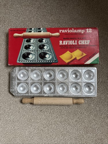 Ravioli tray raviolamp chef - ravioli,