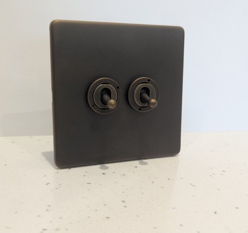Soho lighting gang - gang, toggle