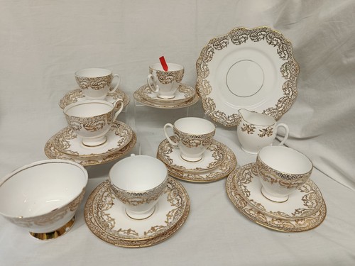 Vtg royal stafford - vtg, gold