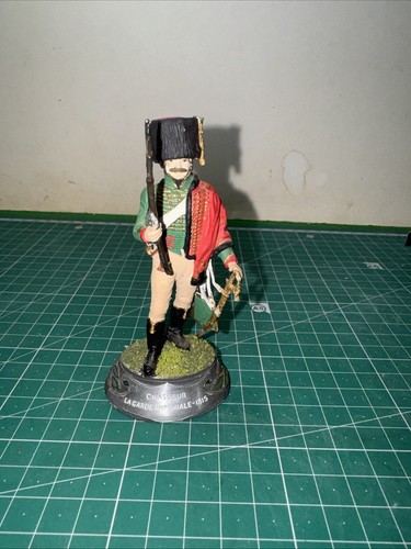 Pewter chasseur garde - la,