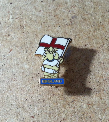 England rare enamel bulldog - enamel,