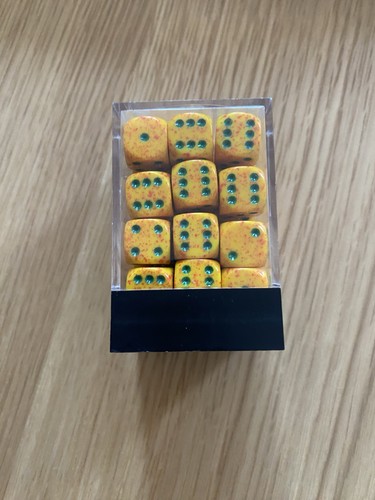 Chessex lotus soeckled 12mm - lotus,