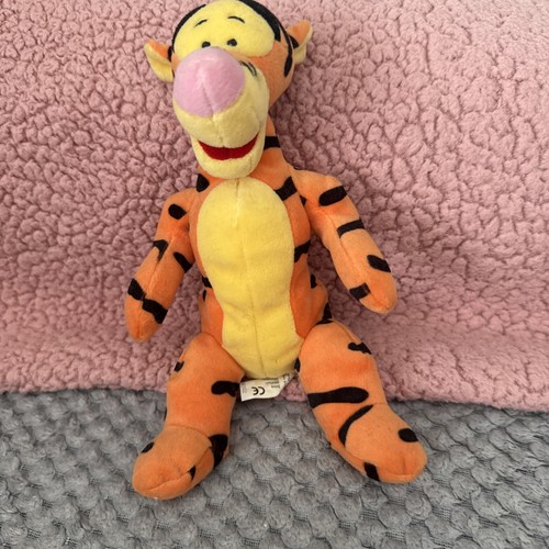 Winnie the pooh tigger - the,