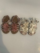 Maggie & Zoe Walk Right Girls Pink And White Set Of 2 Flat Sandals Size 7
