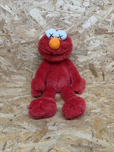 Kaws sesame street uniqlo - x,