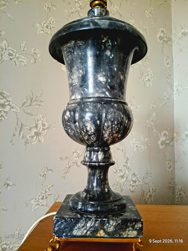 Marbled black speckled - marbled,