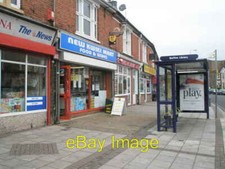 Photo 6x4 Bus stop near