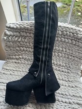 LAMODA BLACK KNEE HIGH GOTHIC