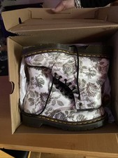Dr Martens Tapestry Rose