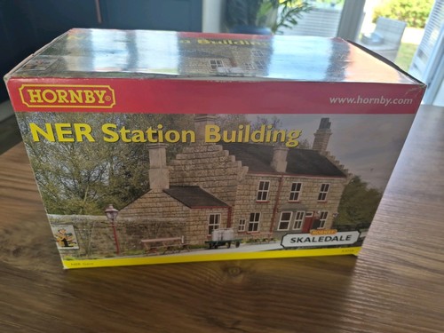 Hornby ner station r9739 - ner,