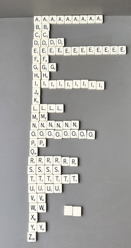 Scrabble tiles full set - full,