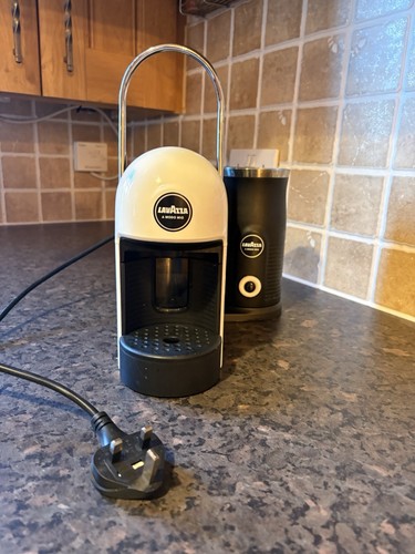 Lavazza modo mio jolie - a, &