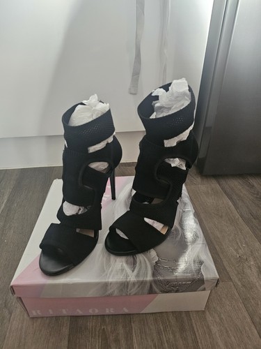 Zara women black heels - black,