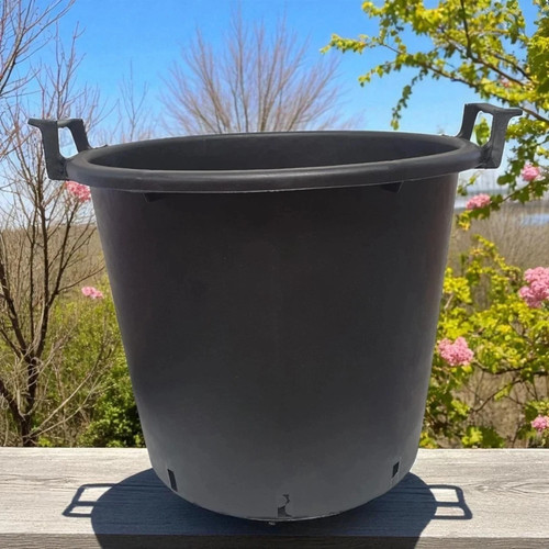 Large black garden - large,
