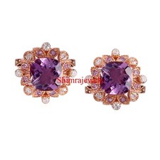 Natural Amethyst Gemstone With