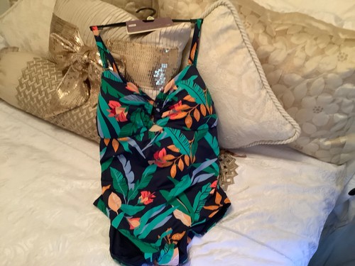 Silhouette enhancing one - f&f,