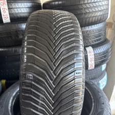 Michelin Cross Climate 2 235