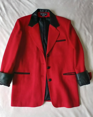 Red wool black leather - red,