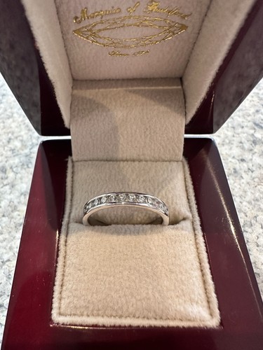 Unworn platinum diamond - unworn,