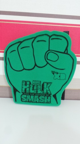 The incredible hulk foam hands - the,