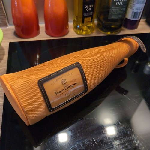 Genuine veuve clicquot - clicquot, orange