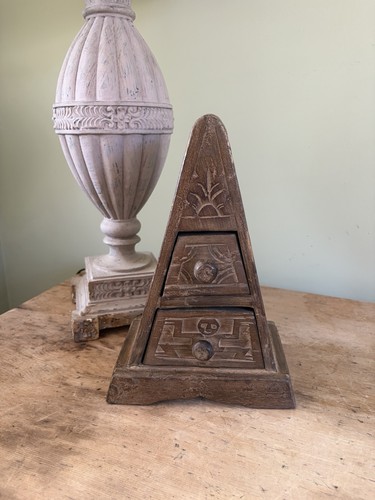 Vintage pyramid triangle
