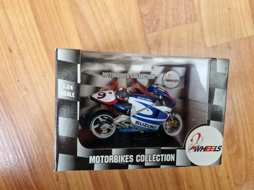 Vitesse suzuki rgv500 9 - 1/24,