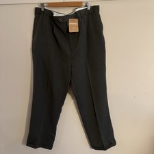 BNWT COTTON TRADERS Olive W40