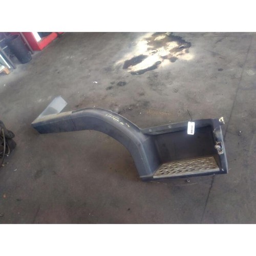 Side stairs mercedes - side,