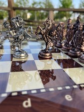 Crusaders Chess Set w Board