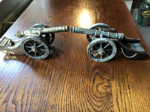 Pair decorative desktop - of,