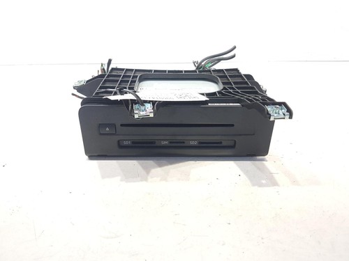 Audi car sat nav - sat,