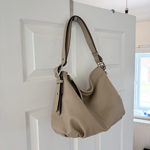 2009 coach clover hobo - 2009,