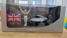 Lewis Hamilton 2014 Abu Dhabi Winner 1/18 World Champion MINICHAMPS 110140644