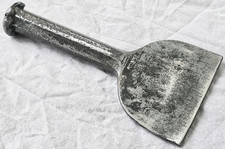 VINTAGE LAWSON AND HEATON LTD 4 INCH WIDE COLD CHISEL