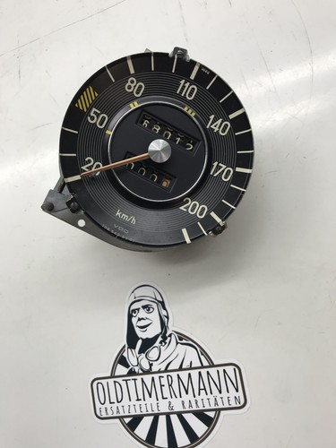 Speedometer instrument cluster