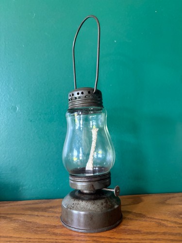 Antique skater kerosene oil - skater's,
