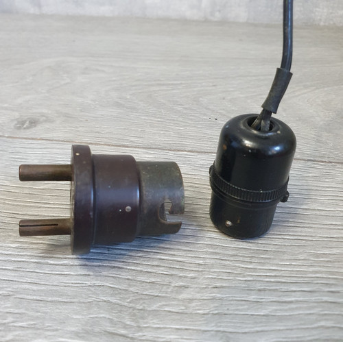 Vintage bakelite plug and - vintage,