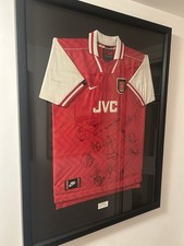 Arsenal Signed By Whole Team