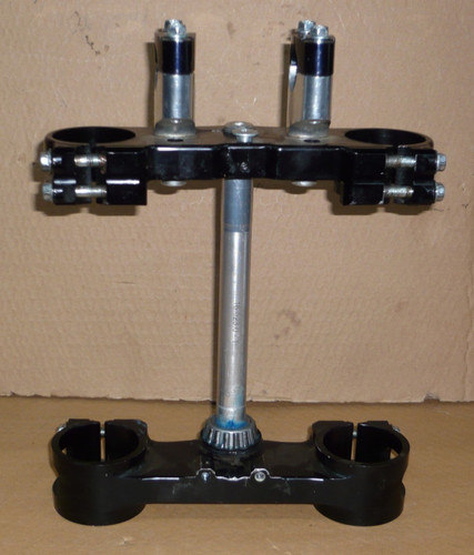 Kite triple clamps - clamps, headstock