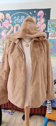 Boohoo small size soft - small/size, 10