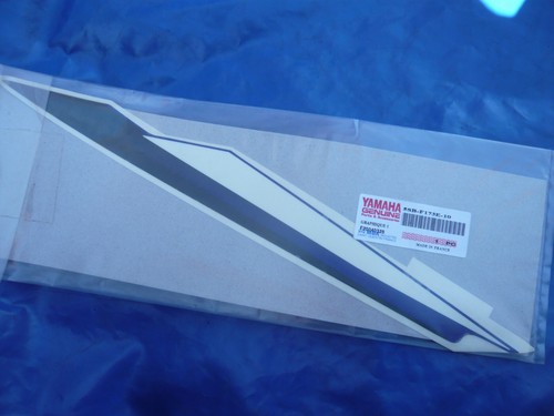 Yamaha aerox sticker - 50,